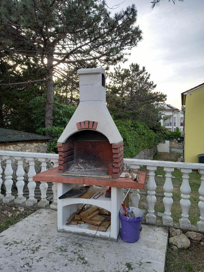 Apartman Bolob Baška Esterno foto